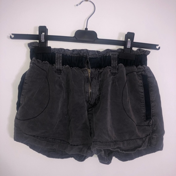 Grey AMERICAN EAGLE Ruched Short Shorts - Picture 1 of 2